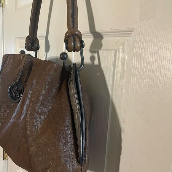BCBGMAXAZRIA Brown & gray Hobo Shoulder bag.silver tone hardwares . - Picture 4 of 15